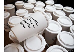 Plastové cestovní hrnky To Go Latte